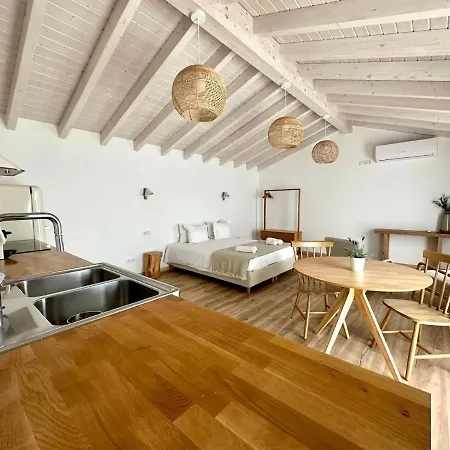 Bed & Breakfast Pure Flor De Esteva 4*