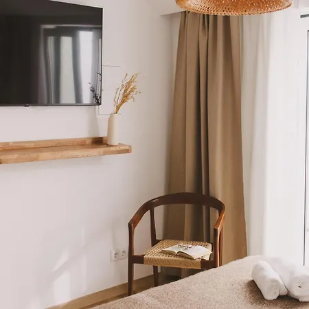 Pure Flor De Esteva Nocleg ze śniadaniem 4*