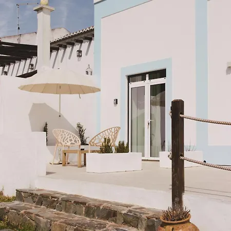 Pure Flor De Esteva Bed & Breakfast 4*